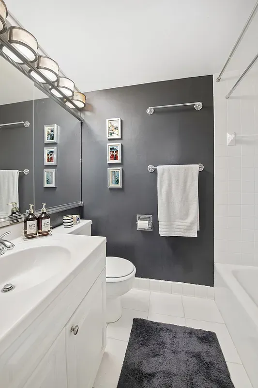 $4,750 | 350 East 62nd Street, Unit 3T | Lenox Hill