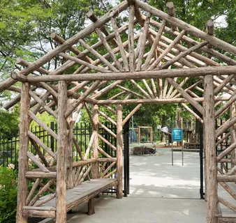 $445,000 | 5700 Arlington Avenue, Unit 7G | North Riverdale