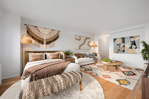 $469,000 | 201 West 21st Street, Unit 9A | Chelsea