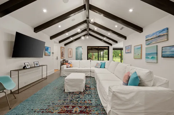 $2,600,000 | 3907 Fox Glen Drive, Irving, TX 75062