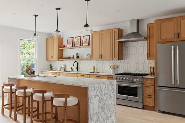 $3,000,000 | 101 East 2nd Street | Windsor Terrace