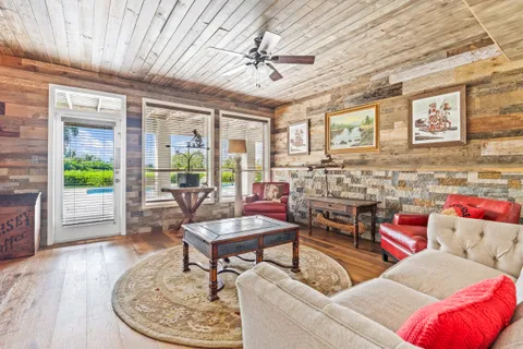 $1,550,000 | 8525 Seacrest Drive, Vero Beach, FL 32963