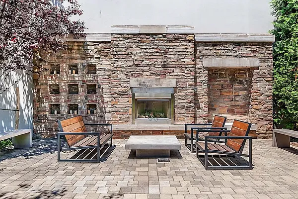 125 North 5th Street, Unit 3D Brooklyn, NY 11249 - Photo 8 of 10