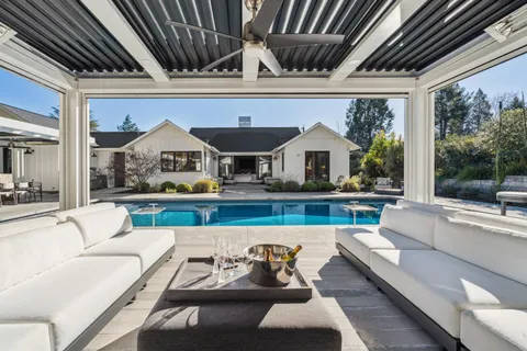 $4,590,000 | 519 Reed Court, Healdsburg, CA 95448
