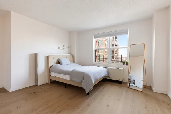 $5,000 | 60 Oceana Drive West, Unit 10A | Brighton Beach