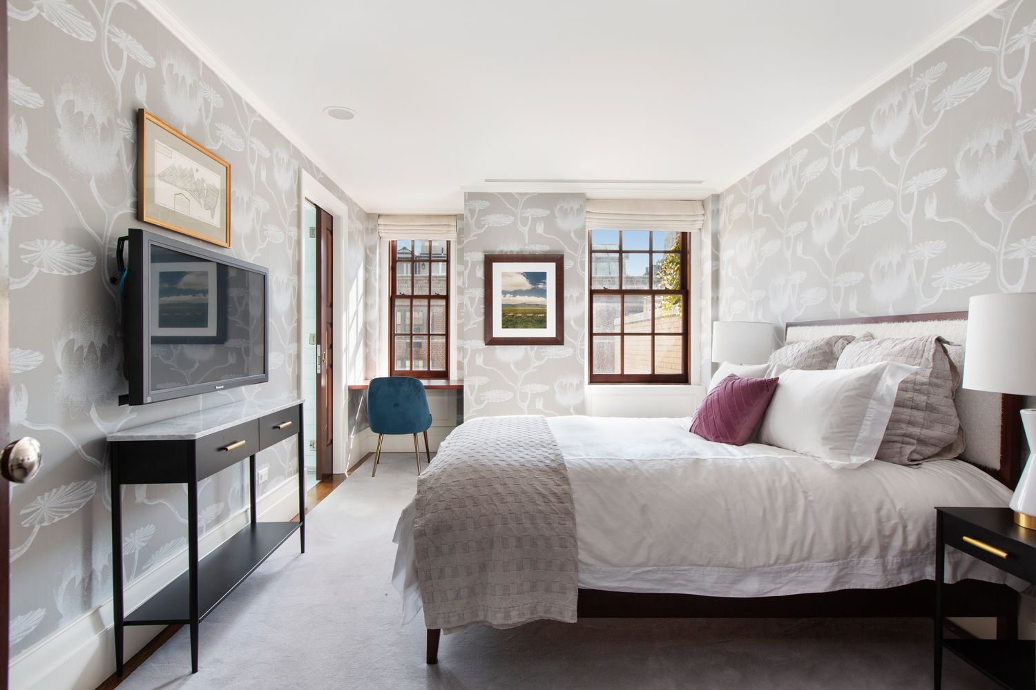 a view of a terrace with sitting area