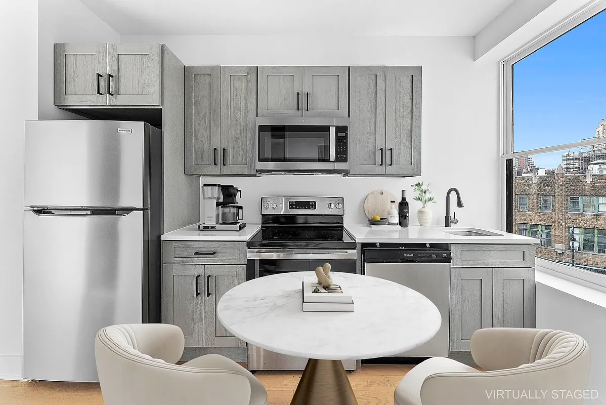 16 Barrow Street, Unit 3B Manhattan, NY 10014 - Photo 3 of 7