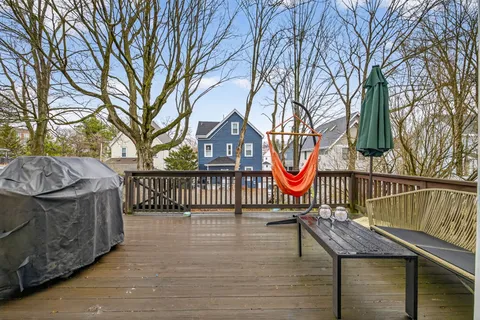 Contact Agent | 146 Poplar Street, Boston, MA 02131