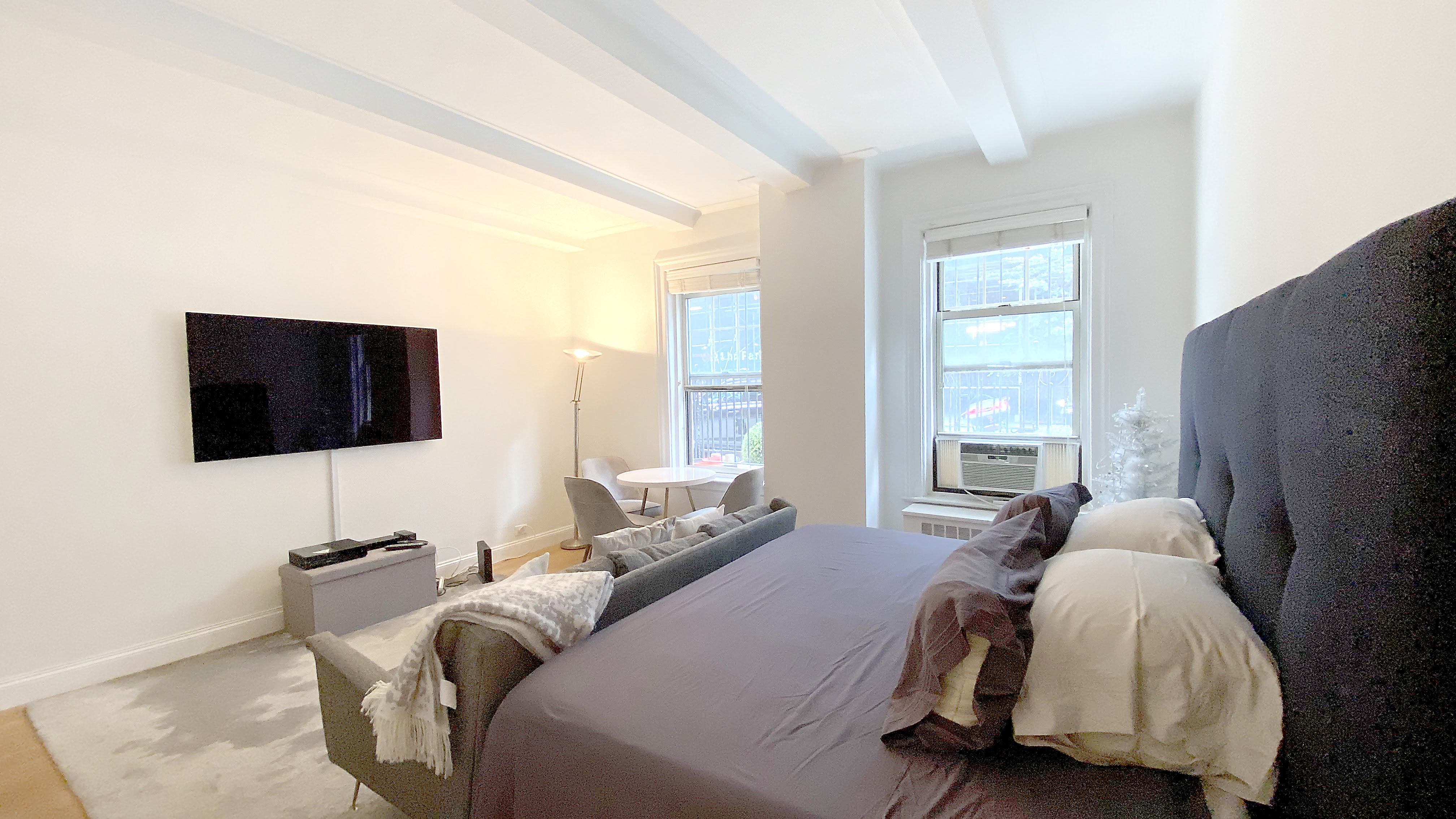 25 West 64th Street, Unit 1A Manhattan, NY 10023 - Photo 2 of 7