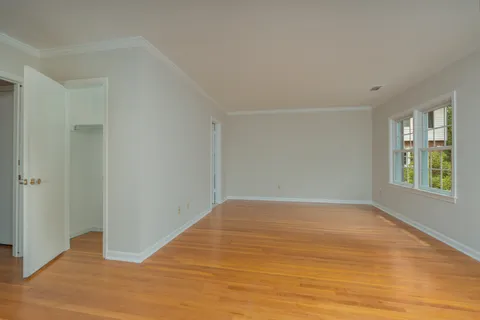 $830,000 | 3726 12th Street South, Arlington, VA 22204