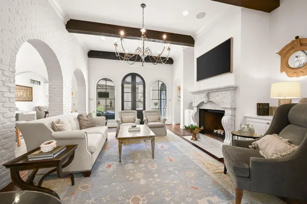 $1,250,000 | 11438 Center Court Boulevard, Baton Rouge, LA 70810