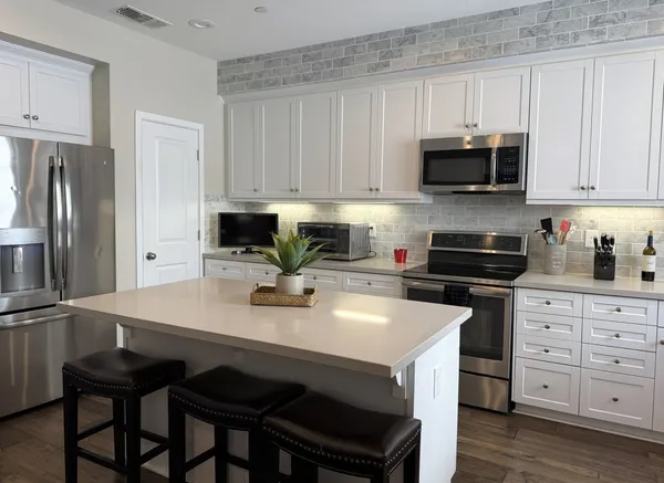 $719,000 | 228 Johnson Street, Windsor, CA 95492