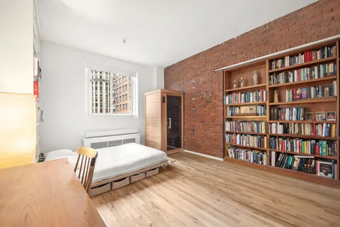 $1,500,000 | 303 Mercer Street, Unit A502 | Greenwich Village