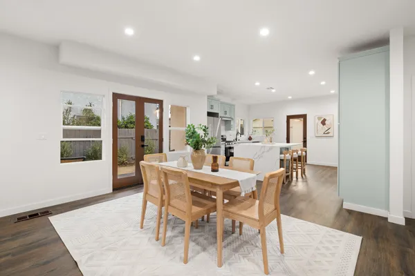 $1,179,000 | 2209 West Boulevard, Los Angeles, CA 90016