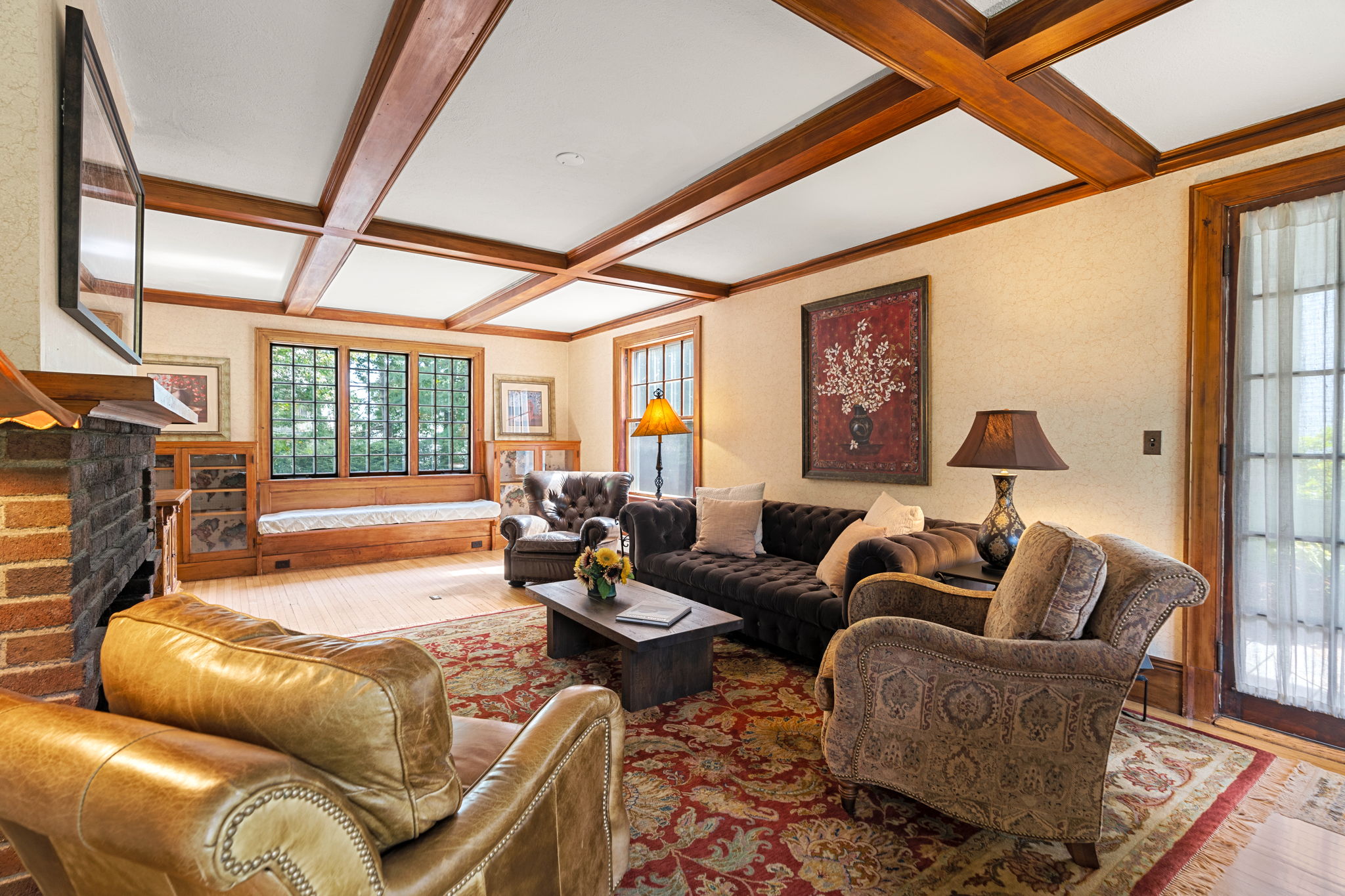 64 Woburn Street Reading, MA 01867 - Photo 10 of 56