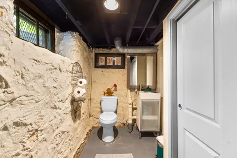 $625,000 | 322 St Dunstans Road, Baltimore, MD 21212