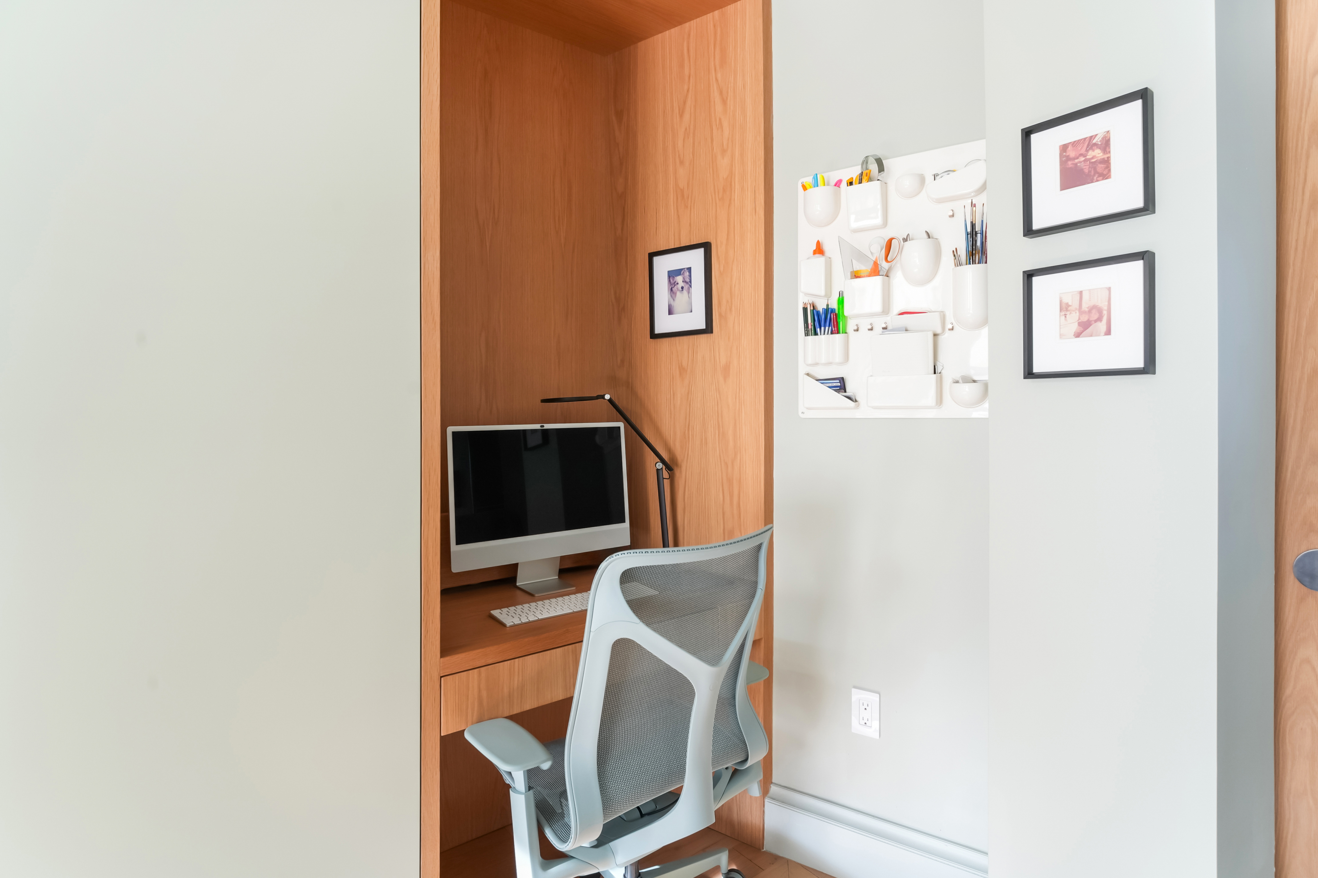 265 Riverside Drive, Unit 11F Manhattan, NY 10025 - Photo 16 of 18 a workspace with furniture and wooden floor