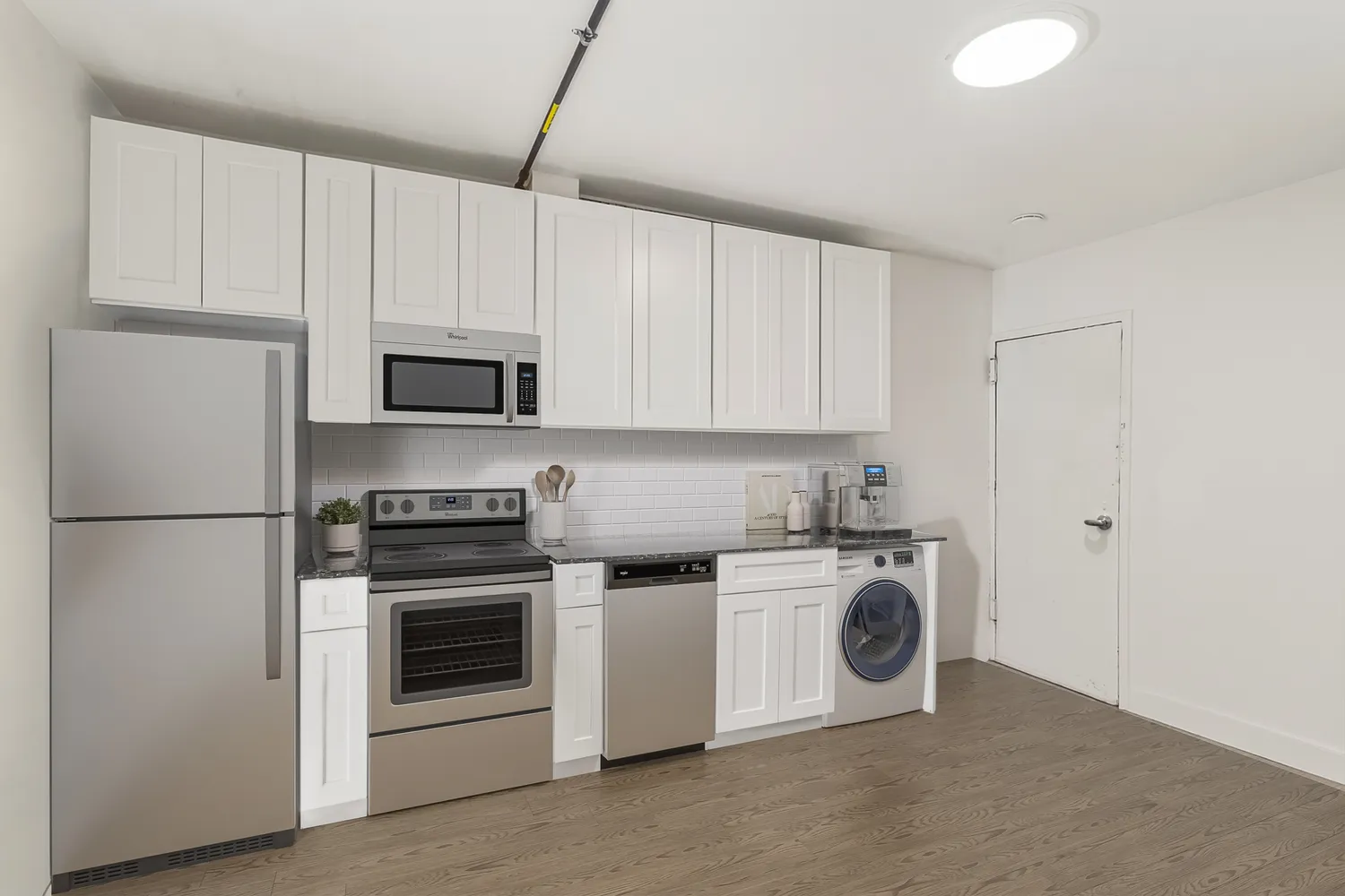 $3,950 | 273 East 10th Street, Unit 11 | East Village