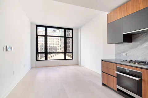 $1,250,000 | 128 West 23rd Street, Unit 7C | Chelsea