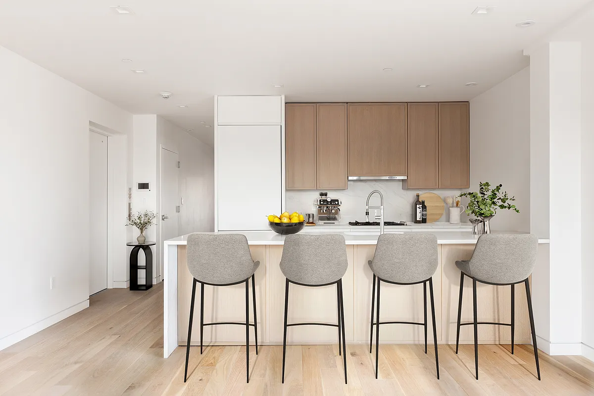 96 North 1st Street, Unit 5 Brooklyn, NY 11249 - Photo 5 of 15