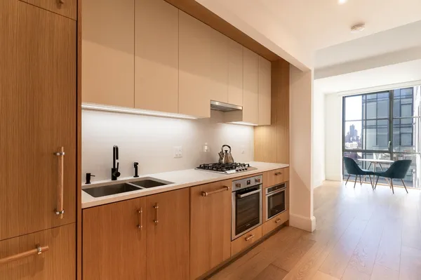 $3,500 | 22-18 Jackson Avenue, Unit 614 | Long Island City