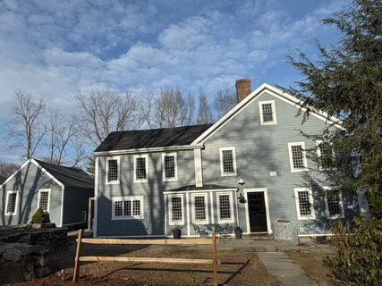 $1,895,000 | 102 Washington Street, Sherborn, MA 01770