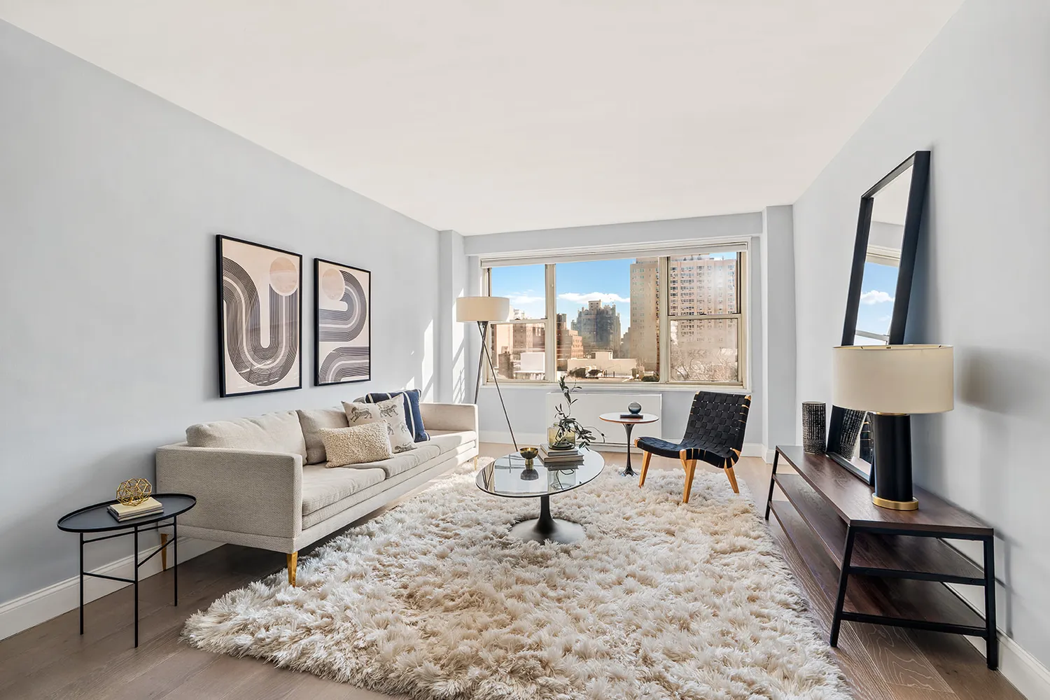 $739,000 | 400 East 85th Street, Unit 9C | Upper East Side
