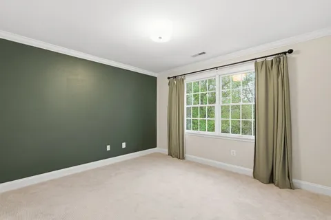 $1,800,000 | 1283 Cobble Pond Way, Vienna, VA 22182