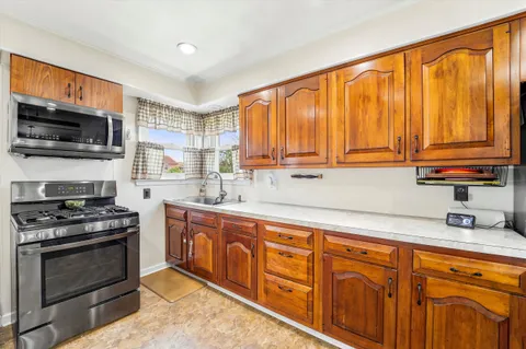 $349,999 | 732 West 3rd Avenue, Runnemede, NJ 08078