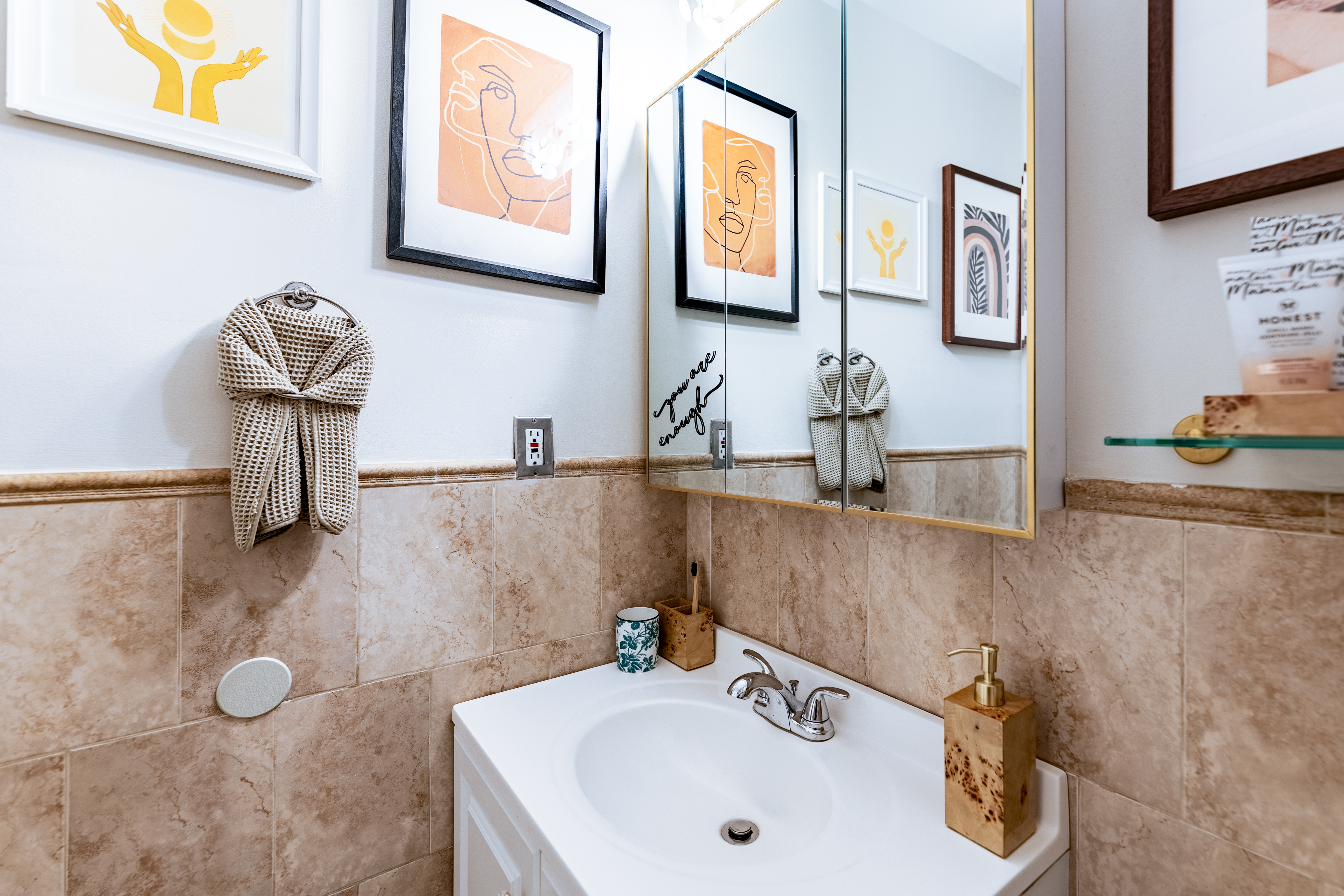 80 South 3rd Street, Unit 2 Brooklyn, NY 11249 - Photo 13 of 15 a bathroom with a sink and a mirror