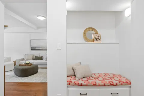 $1,050,000 | 200 West 108th Street, Unit 2A | Upper West Side