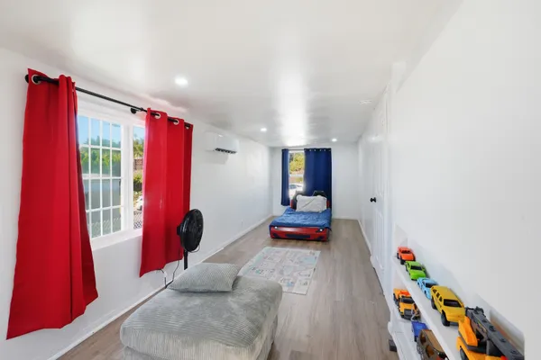 $199,999 | 12970 Highway 8 Business, El Cajon, CA 92021