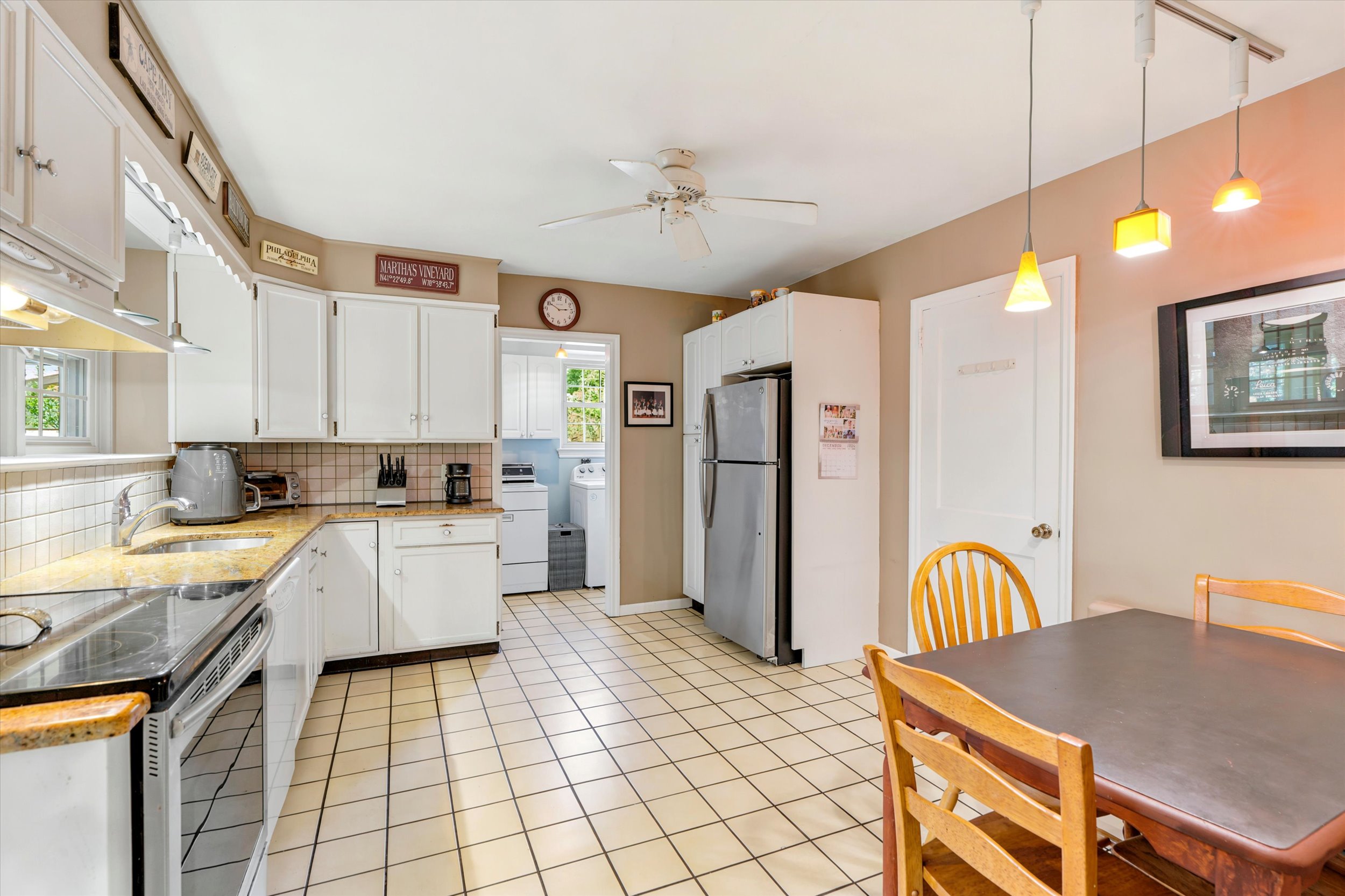 841 Ivy Road Ambler, PA 19002 - Photo 16 of 54
