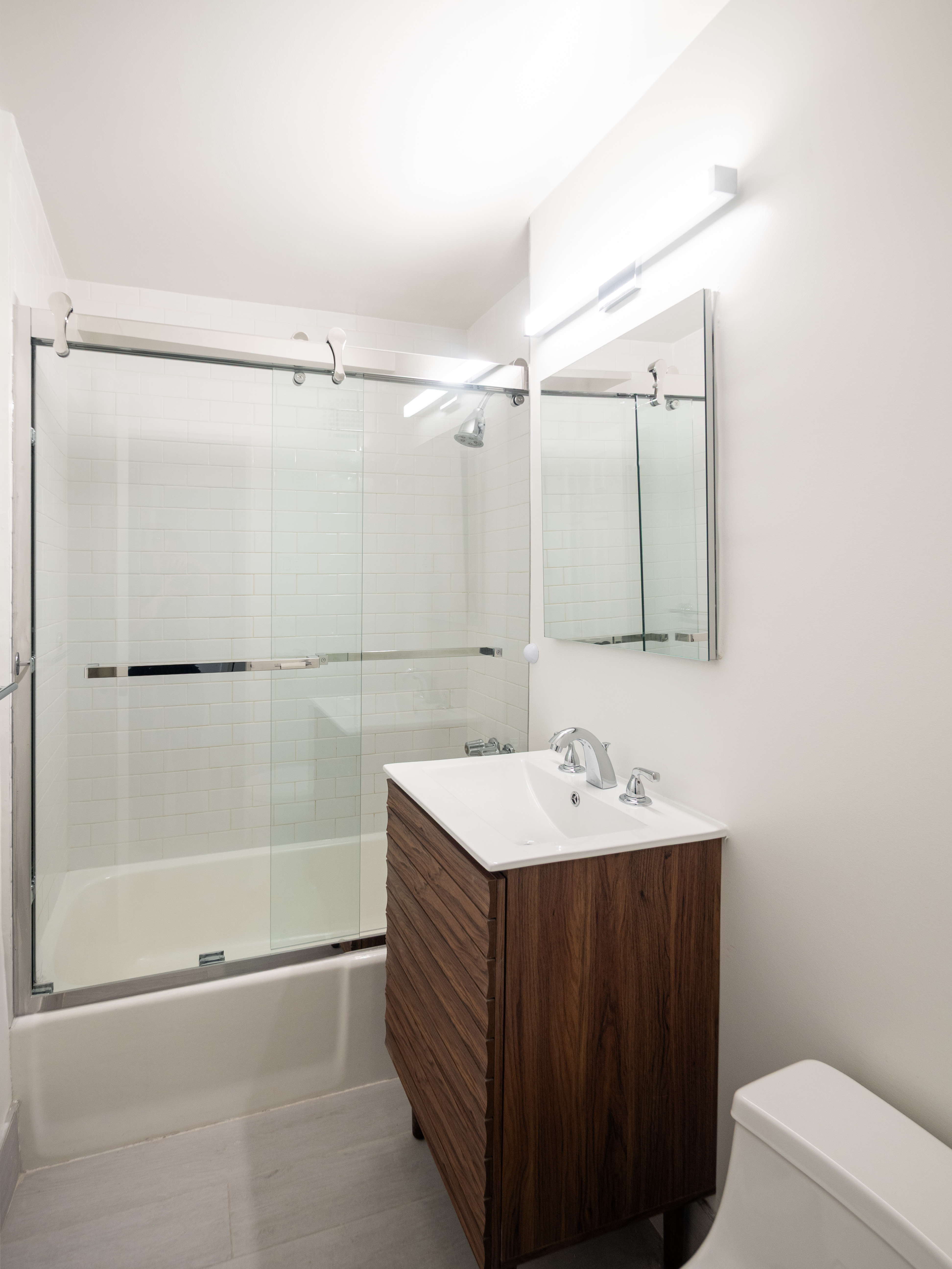 314 West 56th Street, Unit 4E Manhattan, NY 10019 - Photo 5 of 7 Gallery Image 5