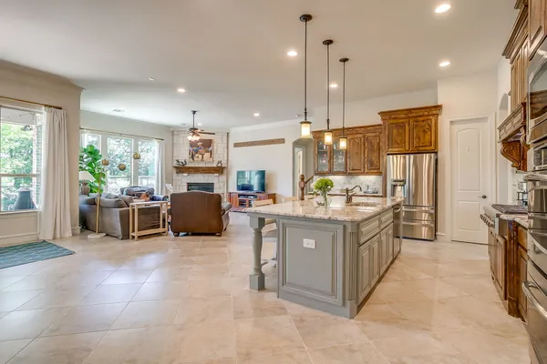 $1,325,000 | 6609 Fairway Drive, Westworth Village, TX 76114