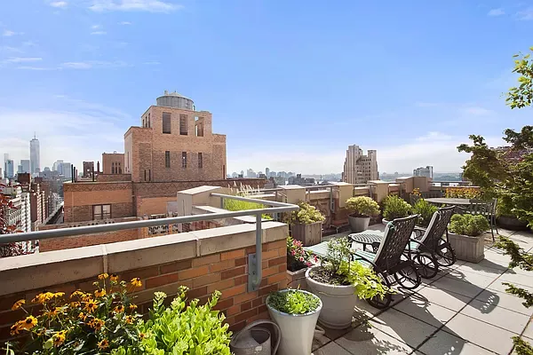 $1,275,000 | 201 West 16th Street, Unit 9B | Chelsea