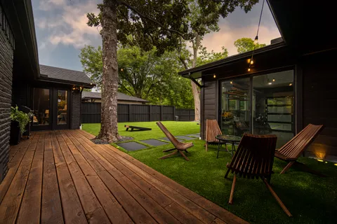 $849,000 | 10262 Vinemont Street, Dallas, TX 75218
