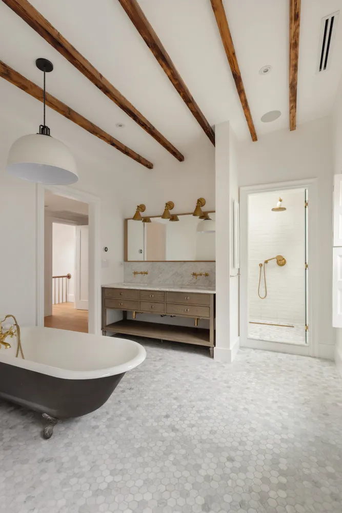 $25,000 | 237 Front Street | DUMBO