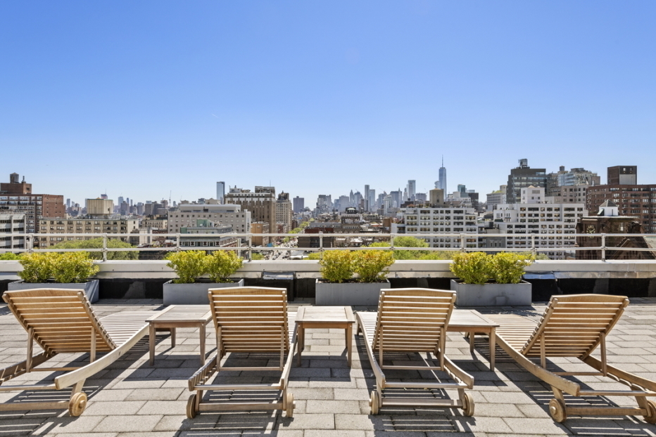 305 2nd Avenue, Unit 505 Manhattan, NY 10003 - Photo 13 of 17 a view of a terrace with seating area