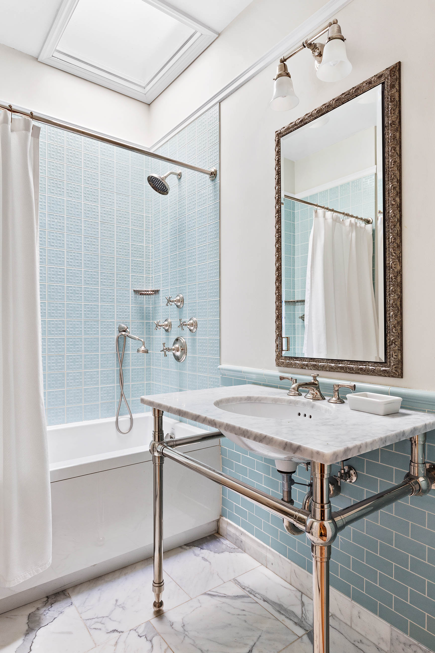 429 East 84th Street Manhattan, NY 10028 - Photo 15 of 20