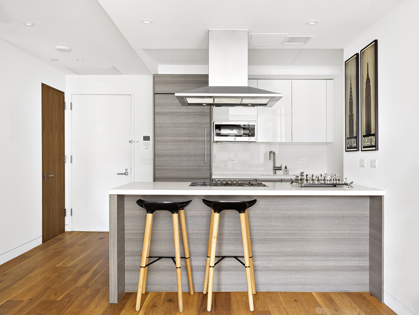 151 West 21st Street, Unit 8C Manhattan, NY 10011 - Photo 3 of 8