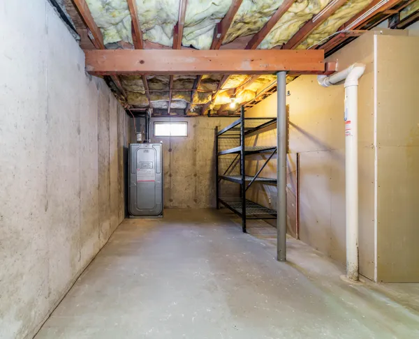 a picture of a hallway