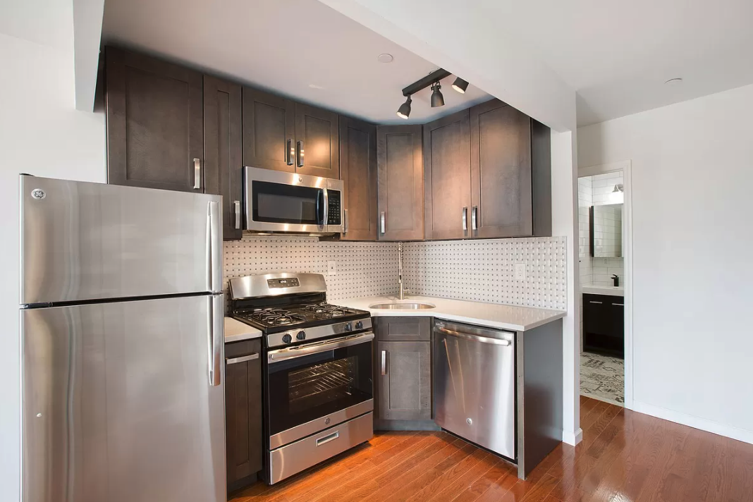 961 Madison Street, Unit 4F Brooklyn, NY 11221 - Photo 4 of 7