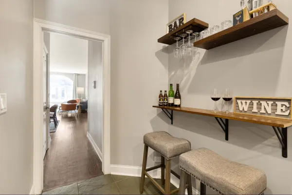 $5,000 | 1727 North Clybourn Avenue, Unit 1, Chicago, IL 60614