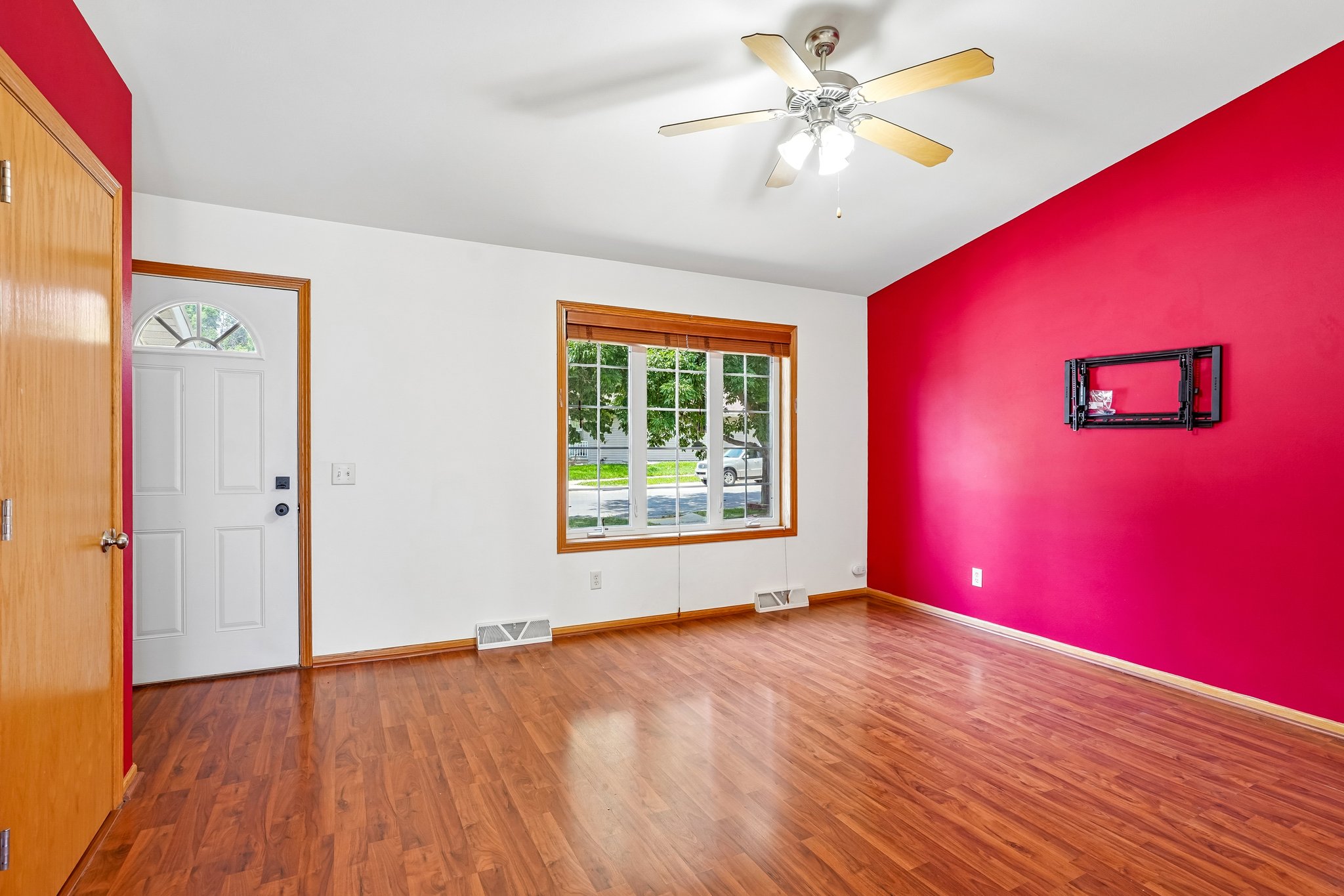 2421 Renaissance Drive Fitchburg, WI 53711 - Photo 7 of 46