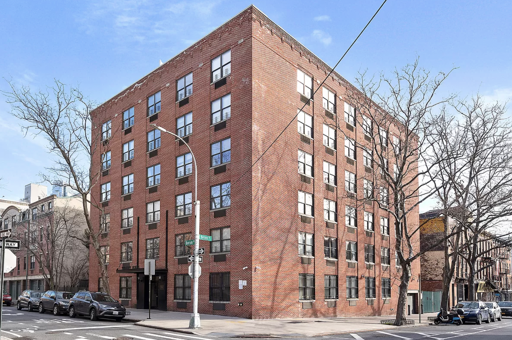 129 Boerum Place, Unit 5D Brooklyn, NY 11201 - Photo 8 of 9 a view of a building and a street