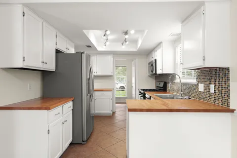 $475,000 | 11709 Sterlinghill Drive, Austin, TX 78758