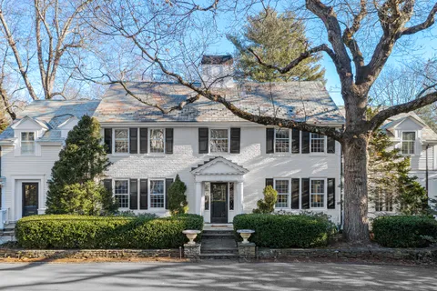 $6,750,000 | 64 Albion Road, Wellesley, MA 02481