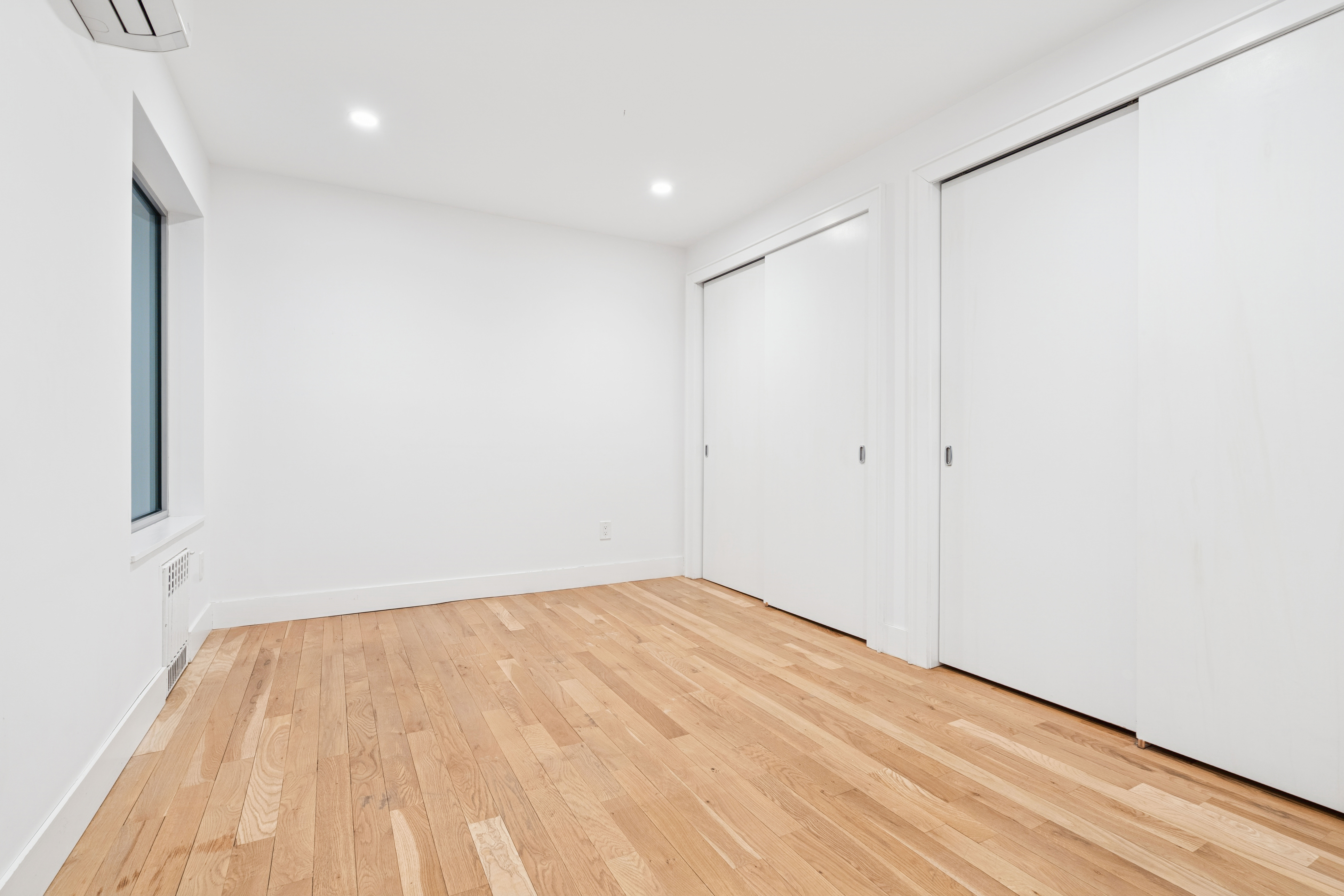 1515 11th Avenue, Unit 1 Brooklyn, NY 11215 - Photo 5 of 11 a view of empty room