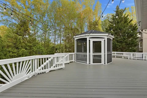 $1,800,000 | 1283 Cobble Pond Way, Vienna, VA 22182